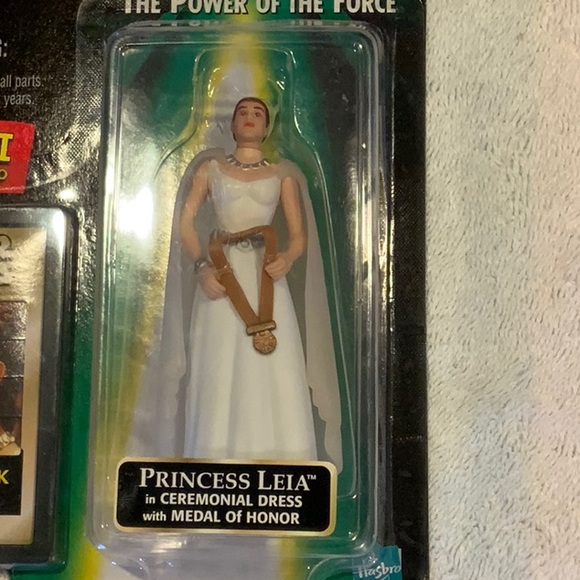 1998 Hasbro Star Wars The power of the force princess Leia action figure - Picture 2 of 5